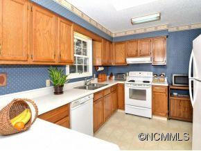 303 MELISSA WAY - Photo 6