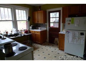 22 Weaver St - Photo 5