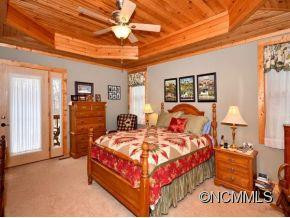 267 ROBINSON ROAD - Photo 6
