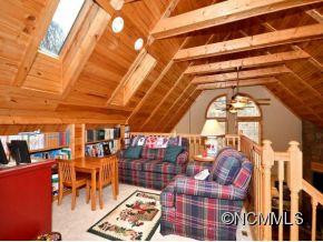 267 ROBINSON ROAD - Photo 8