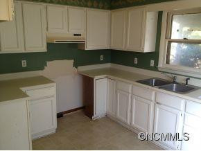 29 Arrowhead Street - Photo 3