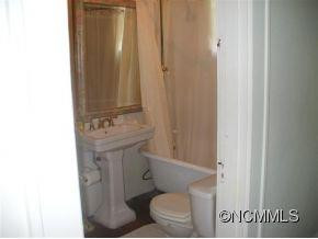 11 Temple Avenue - Photo 10