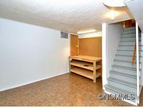 401 WHISPERING HILLS - Photo 14