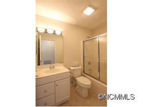 208 Forrestwood Court - Photo 12