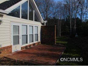 208 Forrestwood Court - Photo 3