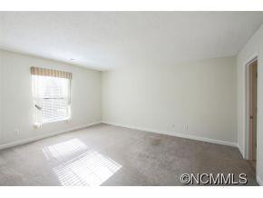 208 Forrestwood Court - Photo 8