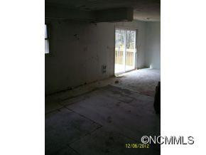 2 Bower Lane - Photo 13