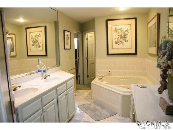 550 Middlemount Drive - Photo 15