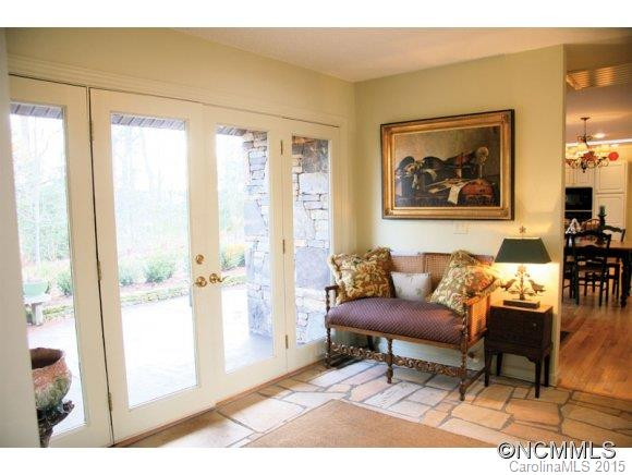 550 Middlemount Drive - Photo 17