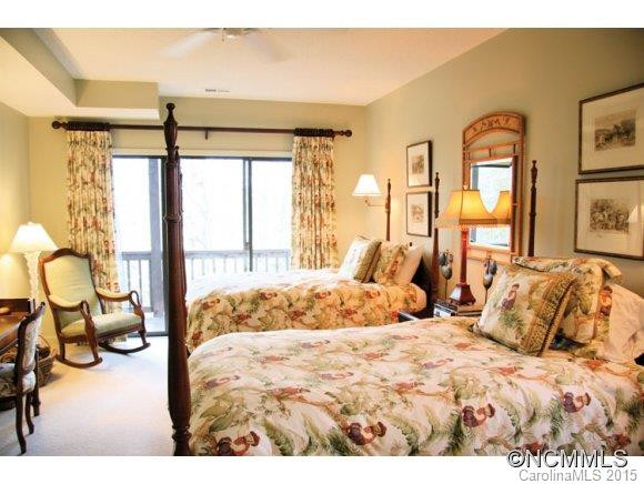 550 Middlemount Drive - Photo 18