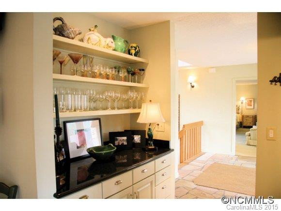 550 Middlemount Drive - Photo 6