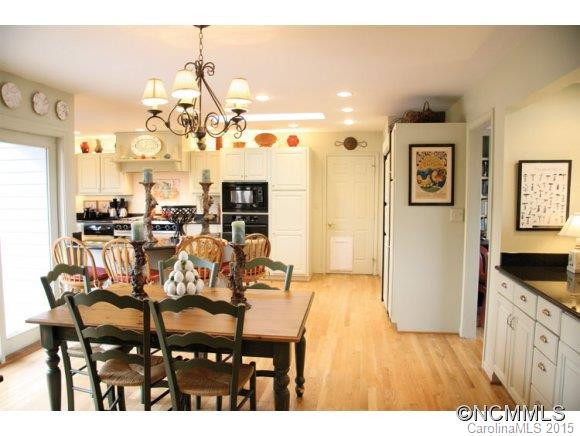 550 Middlemount Drive - Photo 9