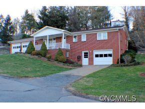67 Laurel Circle - Photo 2