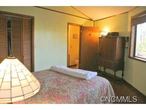 34 Warwasetta Court - Photo 12