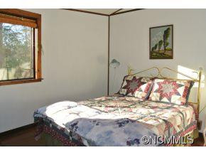 34 Warwasetta Court - Photo 9