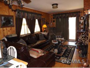 221 Gordon Road - Photo 3
