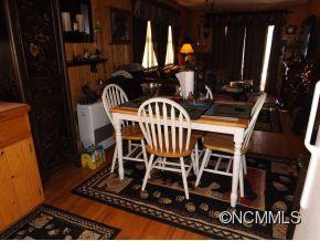 221 Gordon Road - Photo 5