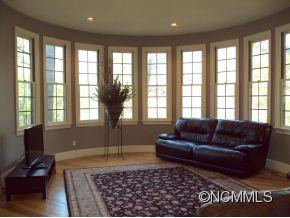 38 Oakmont Drive - Photo 4