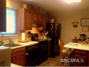 21 Teachers Lane - Photo 13