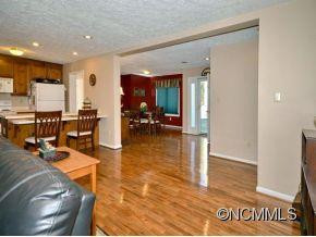 5 GREENBRIAR AVENUE - Photo 3