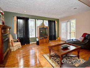 5 GREENBRIAR AVENUE - Photo 4