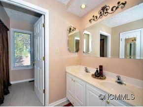 5 GREENBRIAR AVENUE - Photo 8