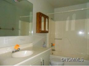 653 Spring Valley Dr - Photo 11