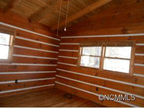 653 Spring Valley Dr - Photo 8