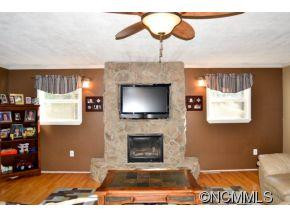 114 Carly Drive - Photo 6