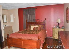 114 Carly Drive - Photo 7