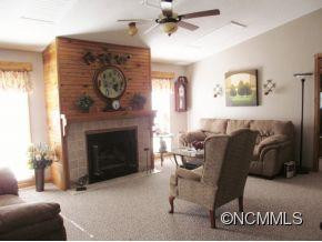155&143 Autumn Hills Dr - Photo 2