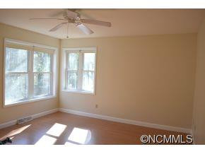 110 Knoll Lane - Photo 9