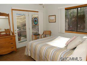 141 Azalea - Photo 15