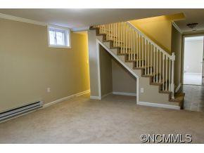 24 Woodcrest Road - Photo 16