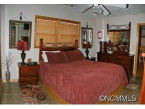 98 Secluded Cove - Photo 18