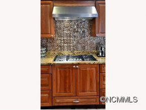 35 MCINTYRE DRIVE - Photo 8