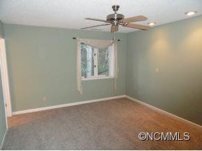 62 PEBBLE CREEK DRIVE - Photo 9
