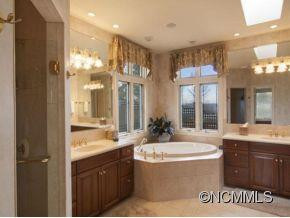 108 BROOKHOLLOW DRIVE - Photo 7