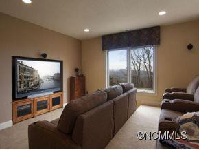 108 BROOKHOLLOW DRIVE - Photo 9