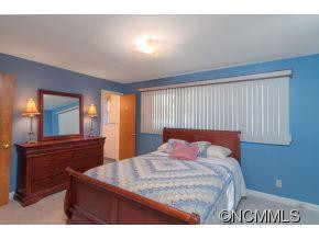 18 Briarcliff - Photo 13