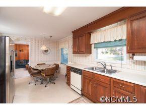 18 Briarcliff - Photo 8