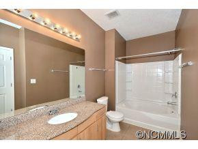 1000 Olde Eastwood Village Blvd103B - Photo 6