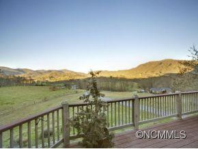 21 ASHMEADE COVE RD - Photo 3