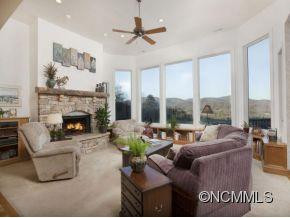 21 ASHMEADE COVE RD - Photo 4