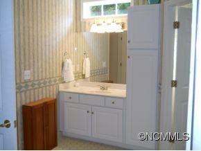 218 Cambridge Drive - Photo 11