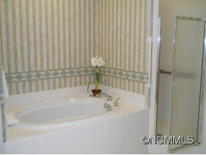 218 Cambridge Drive - Photo 10