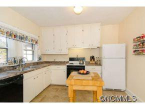 343 Riverview Drive - Photo 12