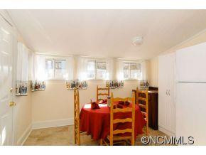 343 Riverview Drive - Photo 13