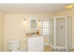 343 Riverview Drive - Photo 17