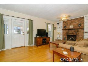 343 Riverview Drive - Photo 5